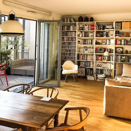 Milan Bloom Design
