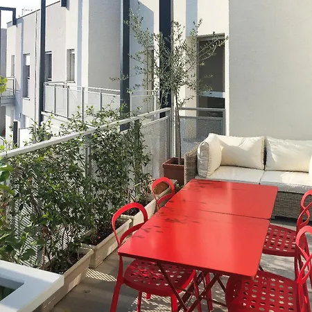 Milan Bloom Design Apartment